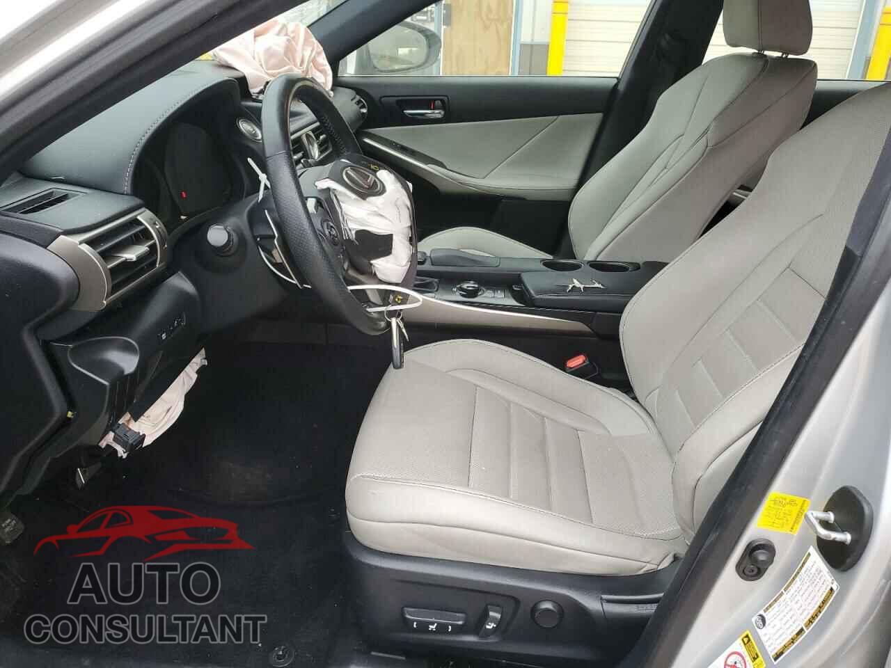 LEXUS IS 2014 - JTHCF1D25E5002803
