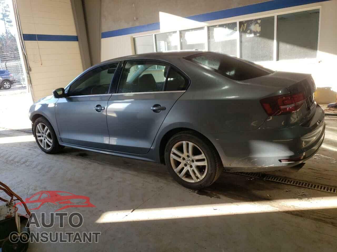 VOLKSWAGEN JETTA 2017 - 3VW167AJ7HM200530