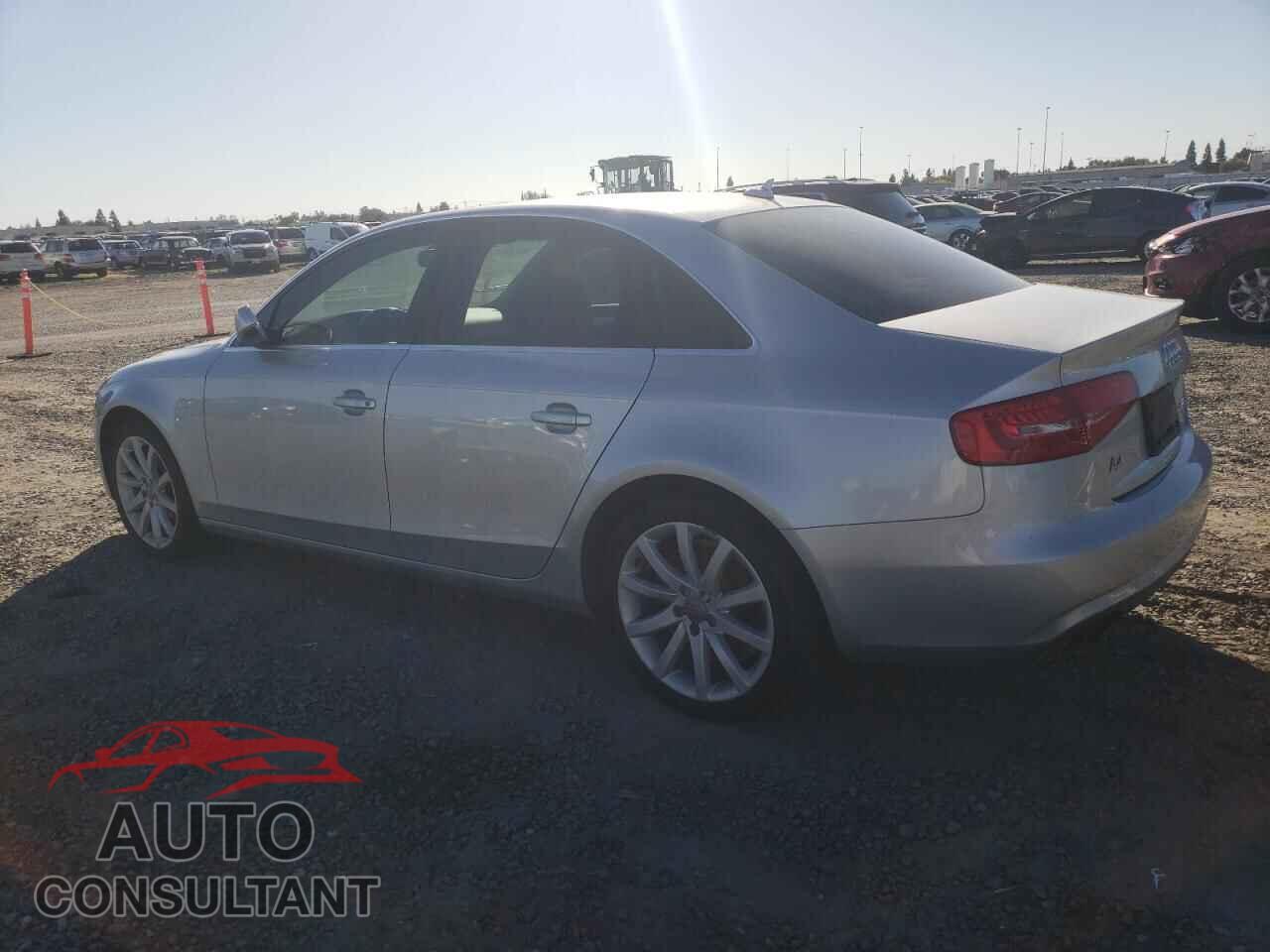 AUDI A4 2013 - WAUFFAFL0DN020206