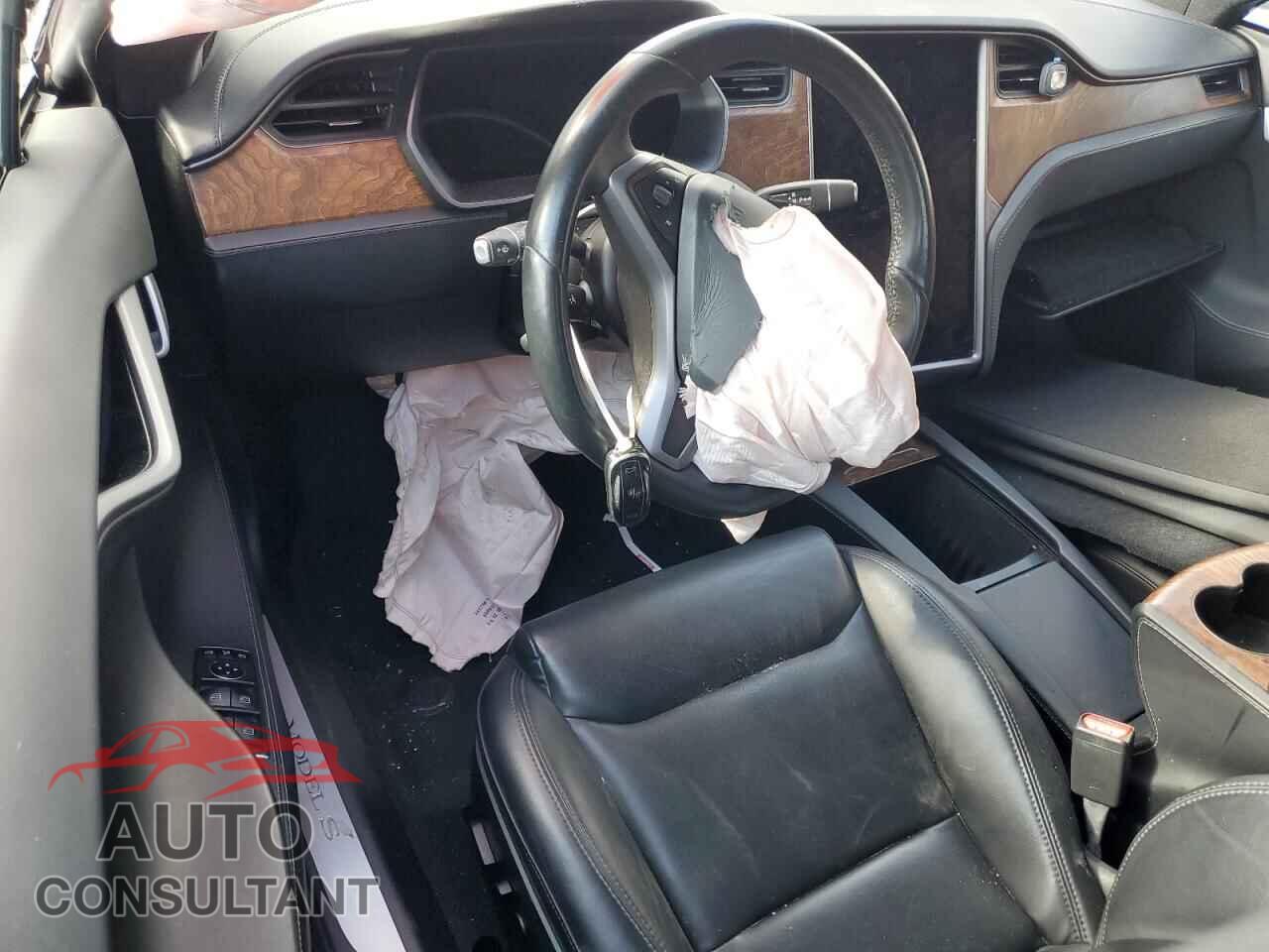 TESLA MODEL S 2020 - 5YJSA1E21LF359269
