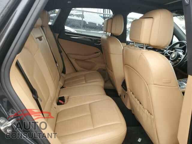 PORSCHE MACAN 2018 - WP1AA2A55JLB15330