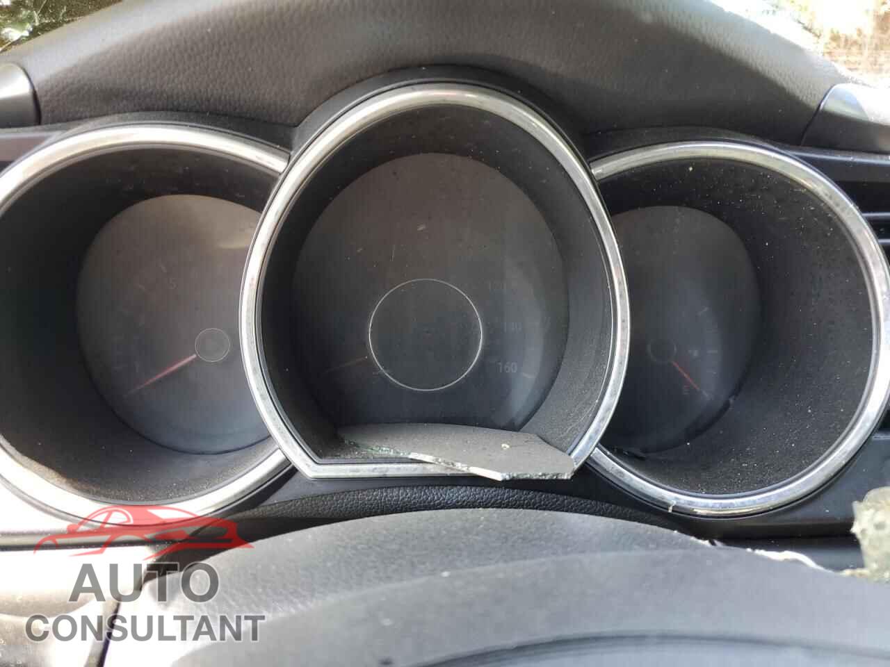 KIA OPTIMA 2011 - KNAGM4A79B5158894