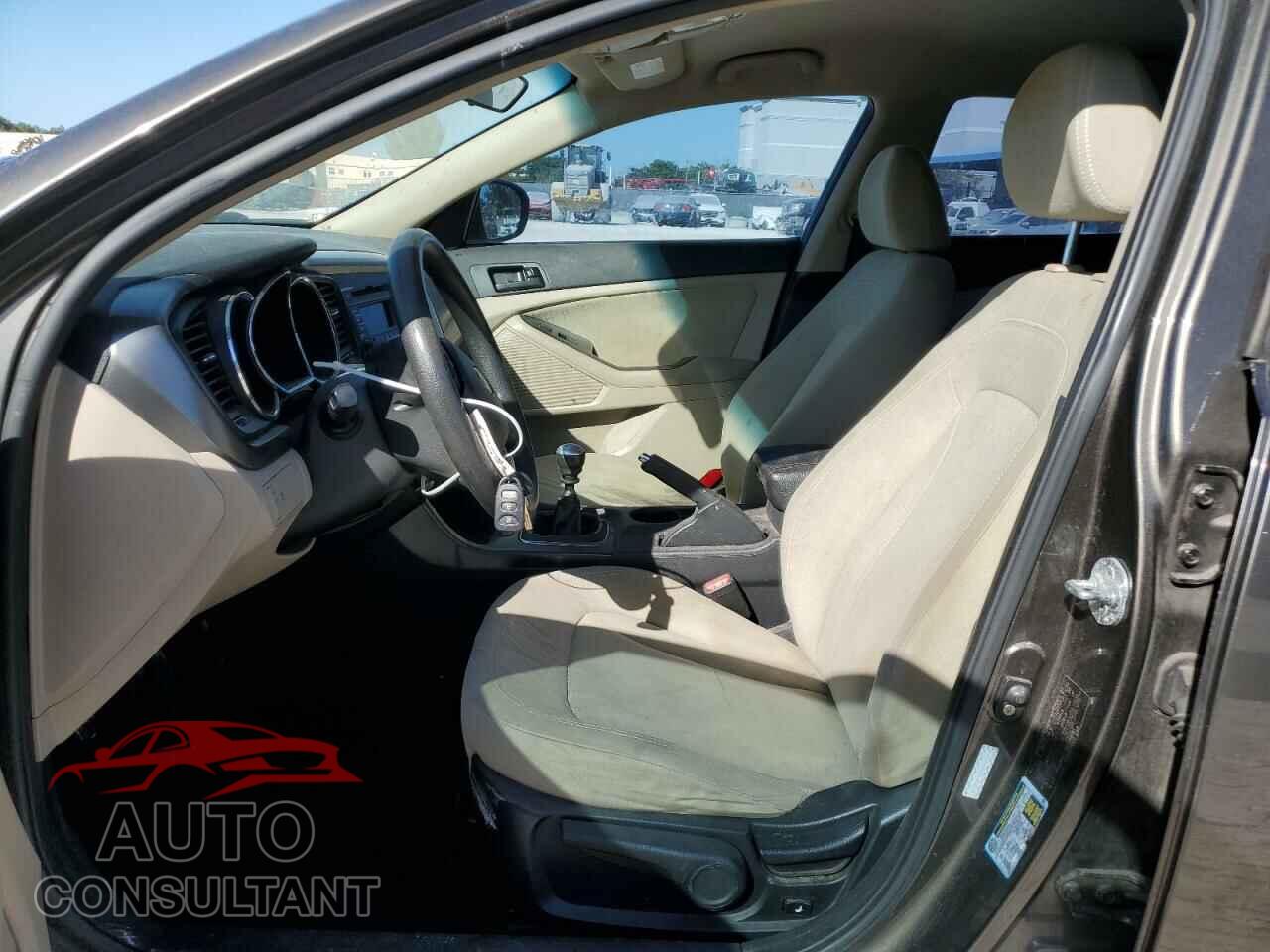 KIA OPTIMA 2011 - KNAGM4A79B5068161
