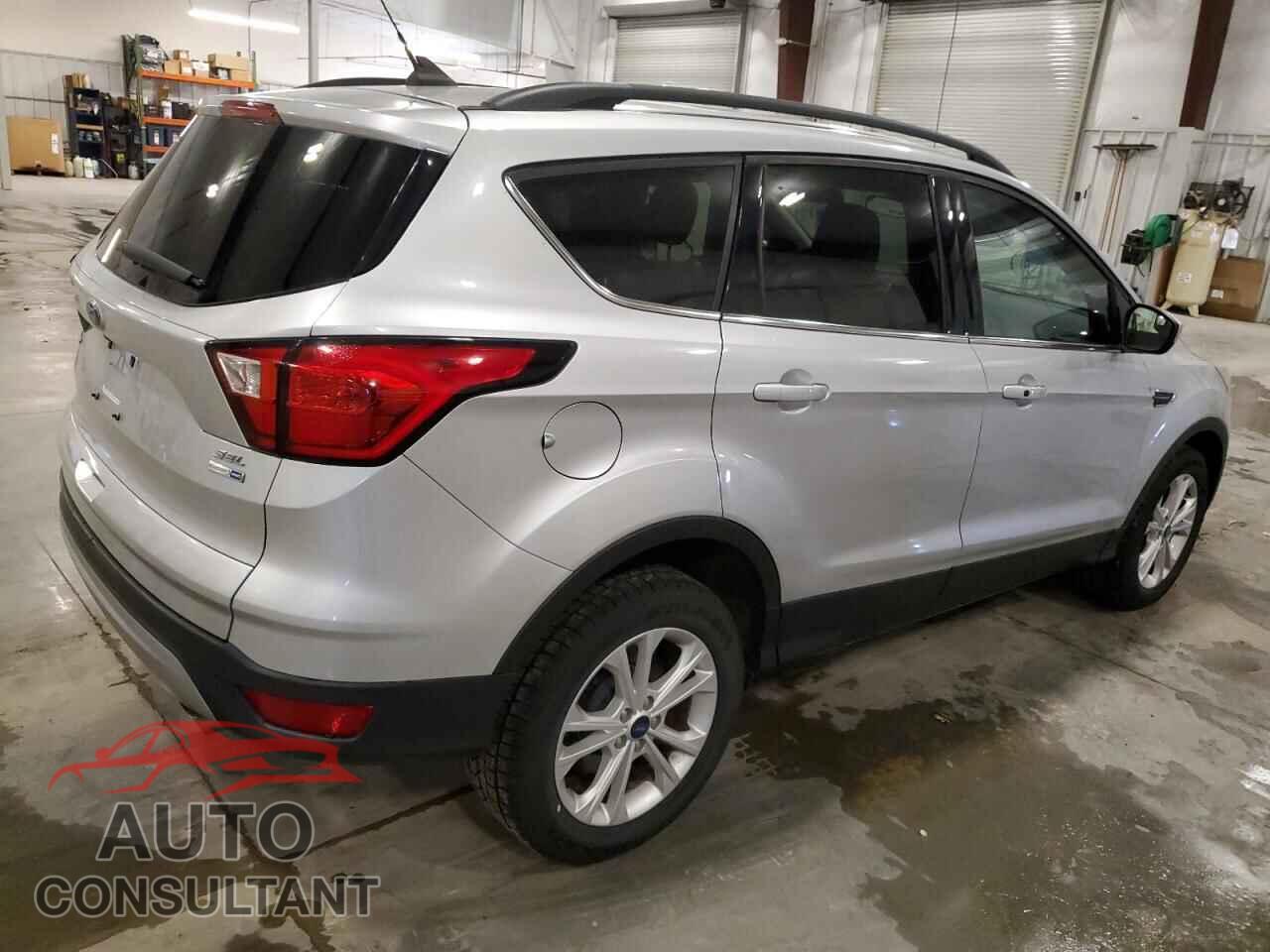 FORD ESCAPE 2019 - 1FMCU9HD2KUA93575