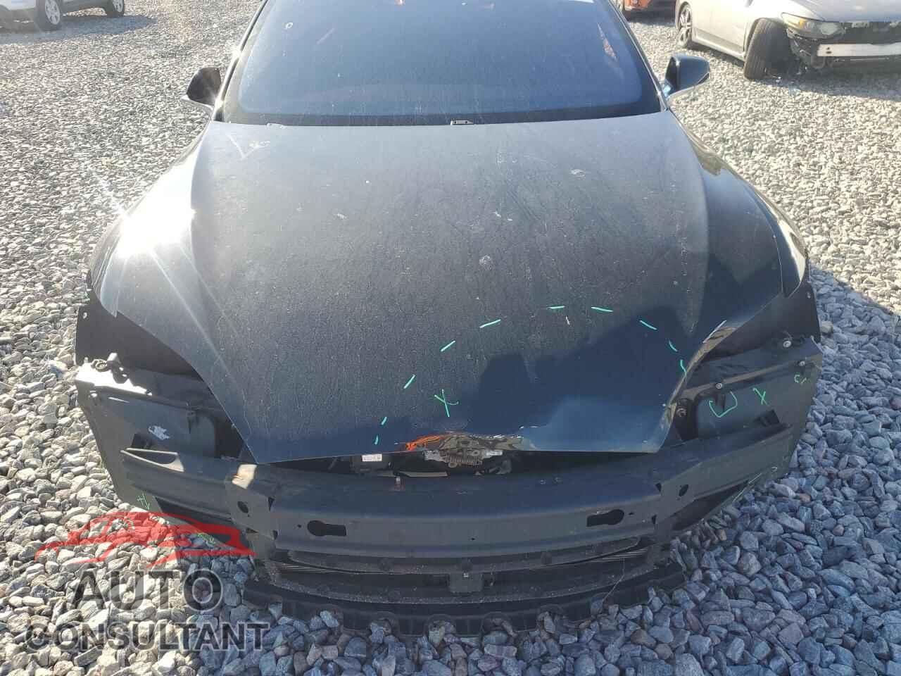 TESLA MODEL S 2015 - 5YJSA1E21FF115013