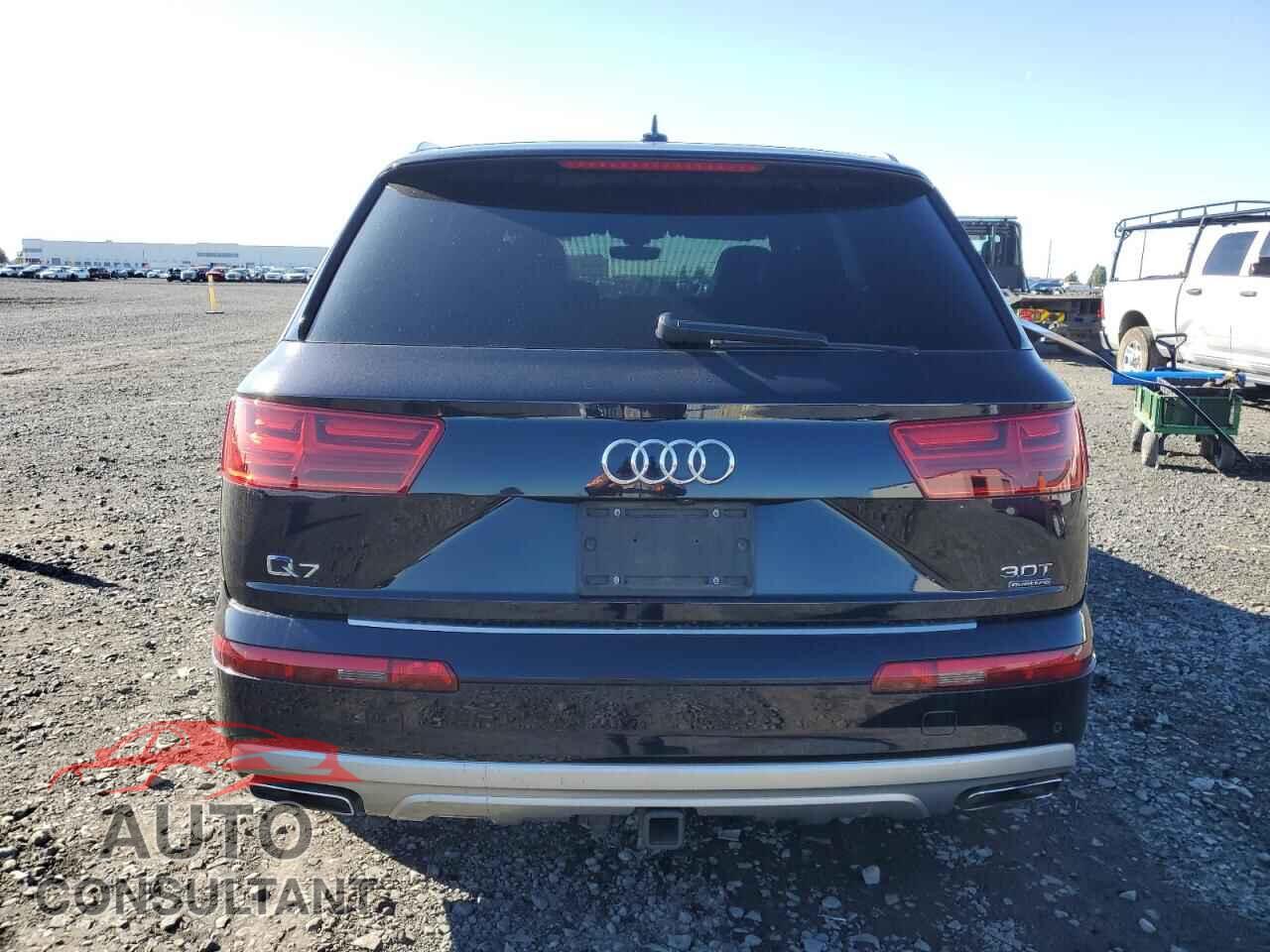 AUDI Q7 2018 - WA1VAAF75JD003476