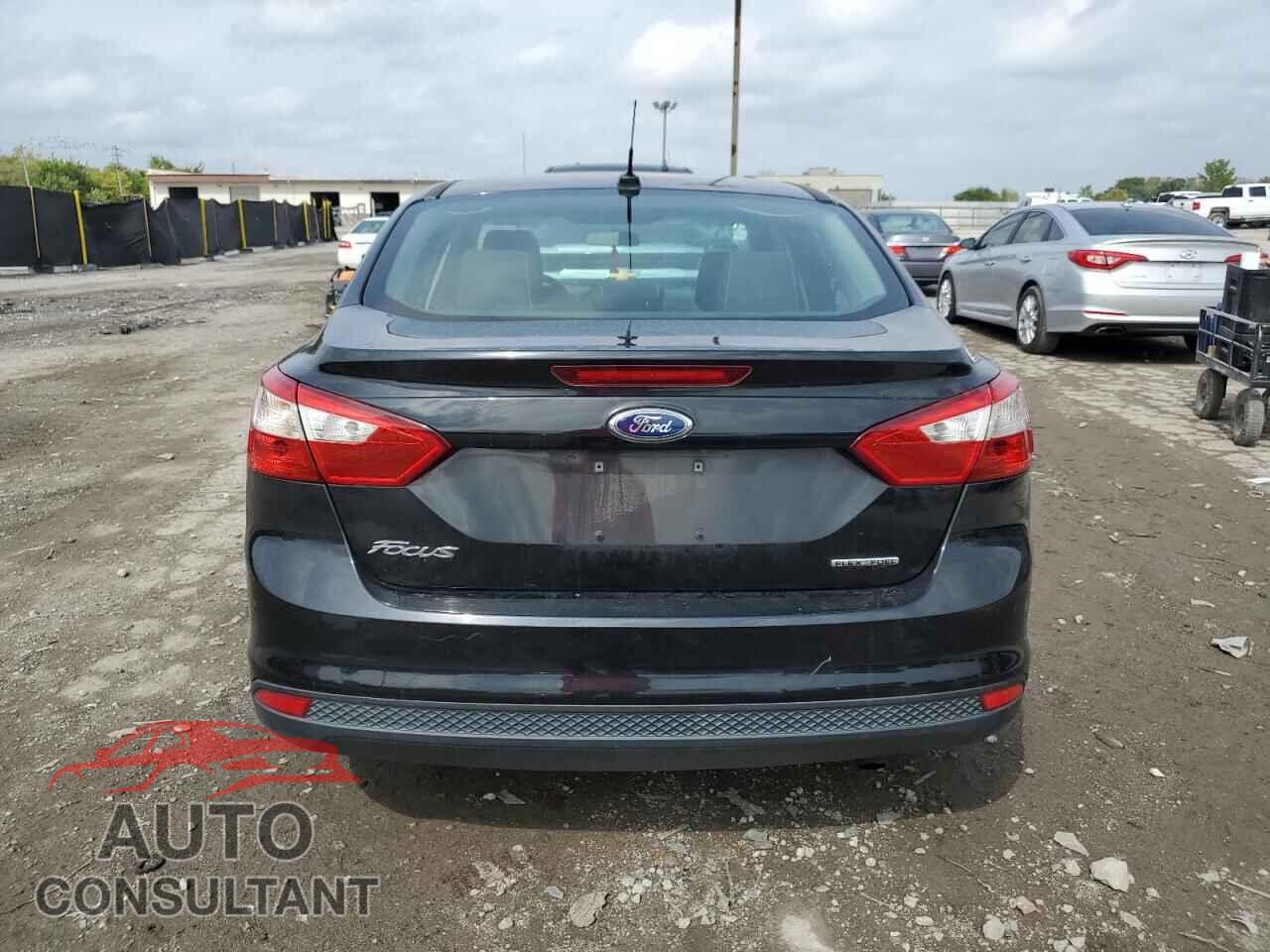 FORD FOCUS 2014 - 1FADP3E21EL126212