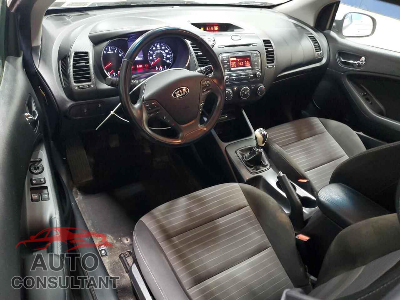 KIA FORTE 2015 - KNAFX6A83F5265260