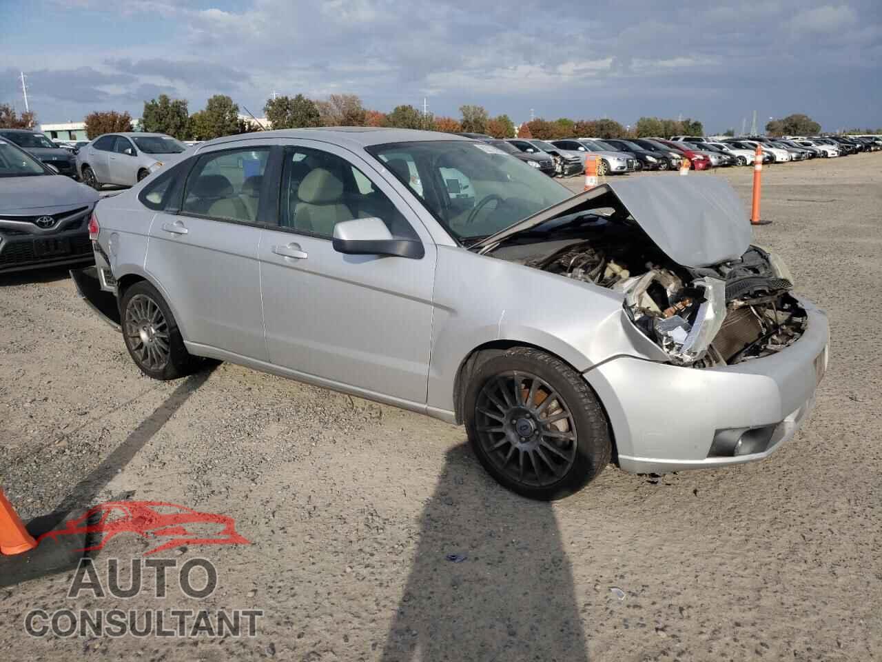 FORD FOCUS 2009 - 1FAHP36N99W112315