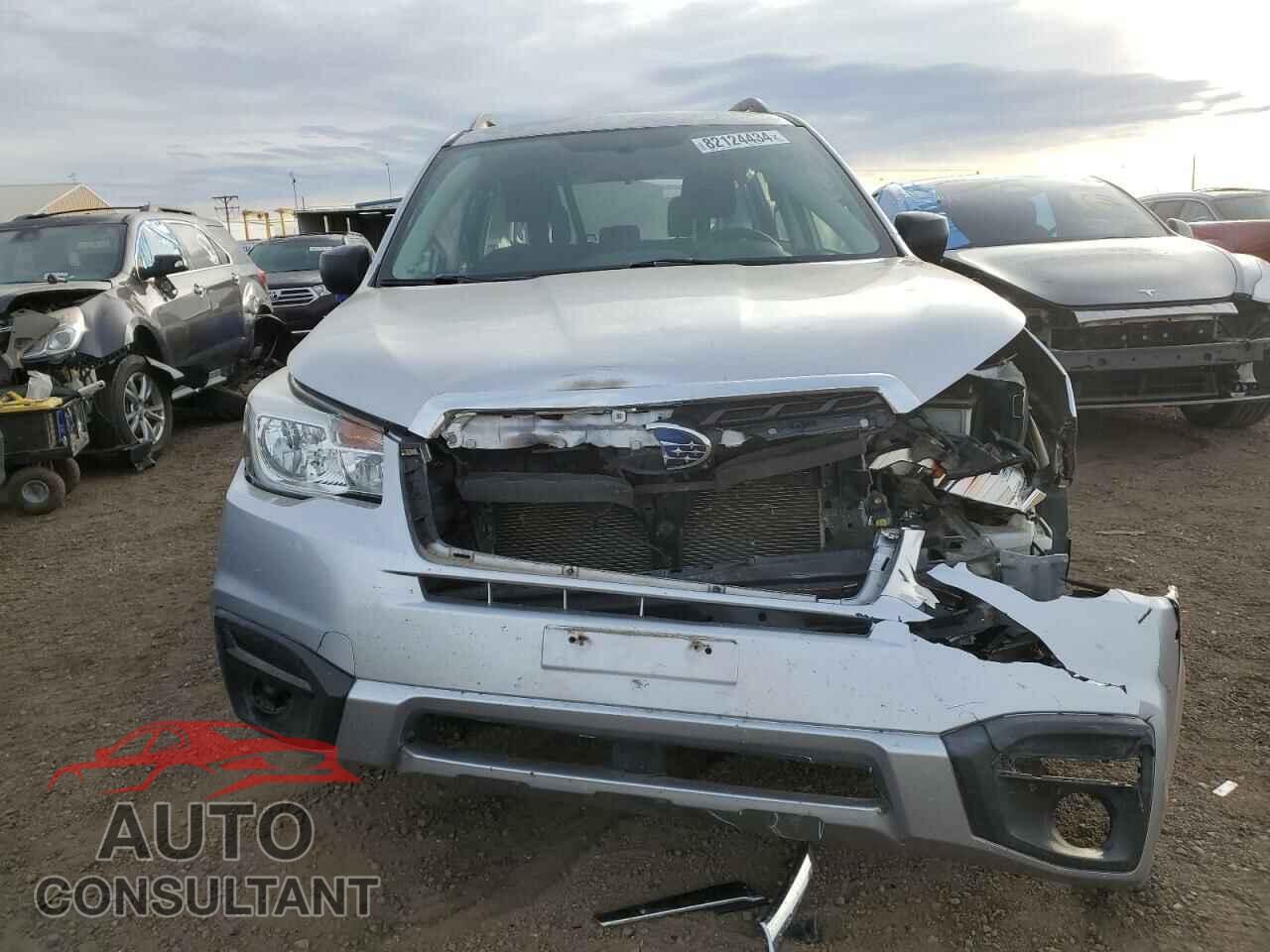 SUBARU FORESTER 2018 - JF2SJABC1JH420065