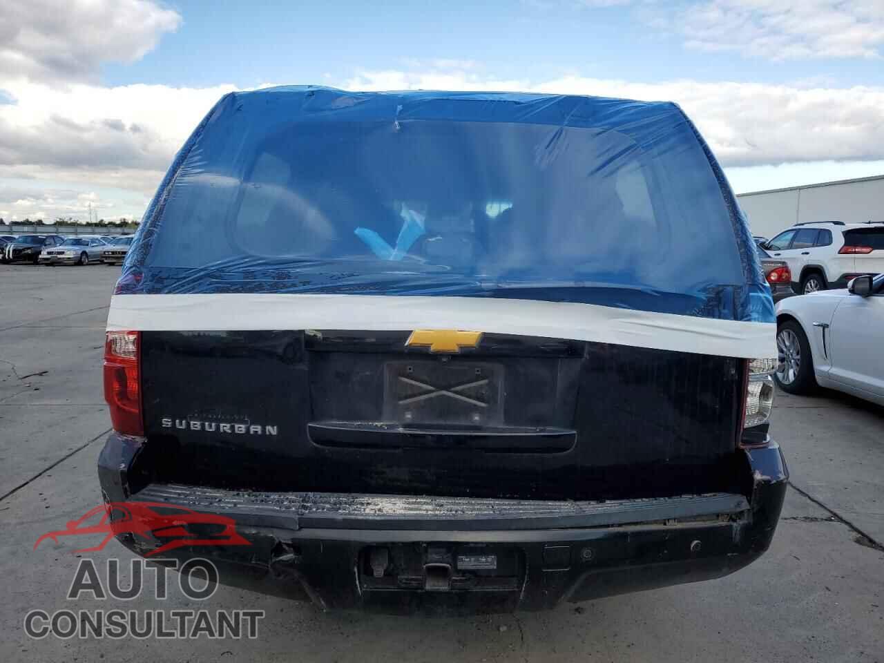 CHEVROLET SUBURBAN 2014 - 1GNSCHE06ER221622