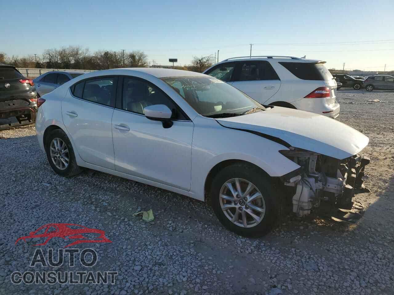 MAZDA 3 2017 - 3MZBN1U71HM116353
