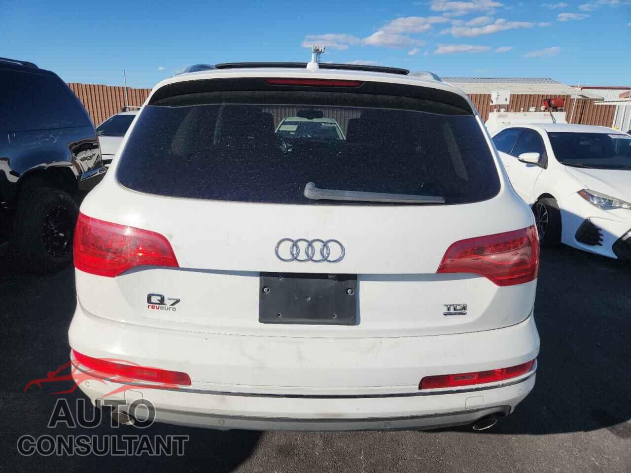 AUDI Q7 2011 - WA1CMAFE1BD003702