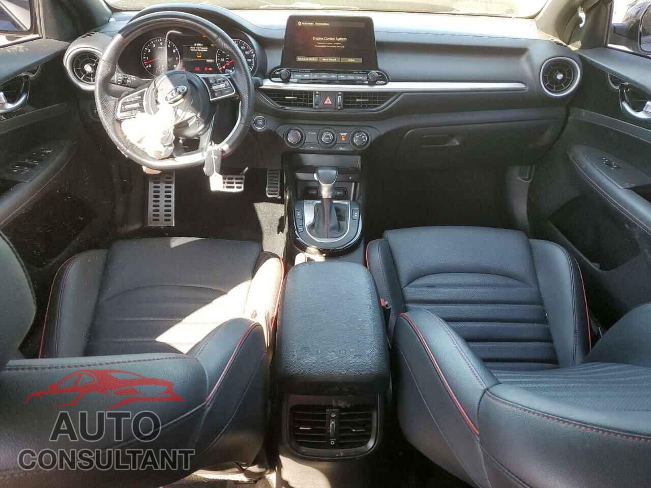 KIA FORTE 2021 - 3KPF44AC2ME409662
