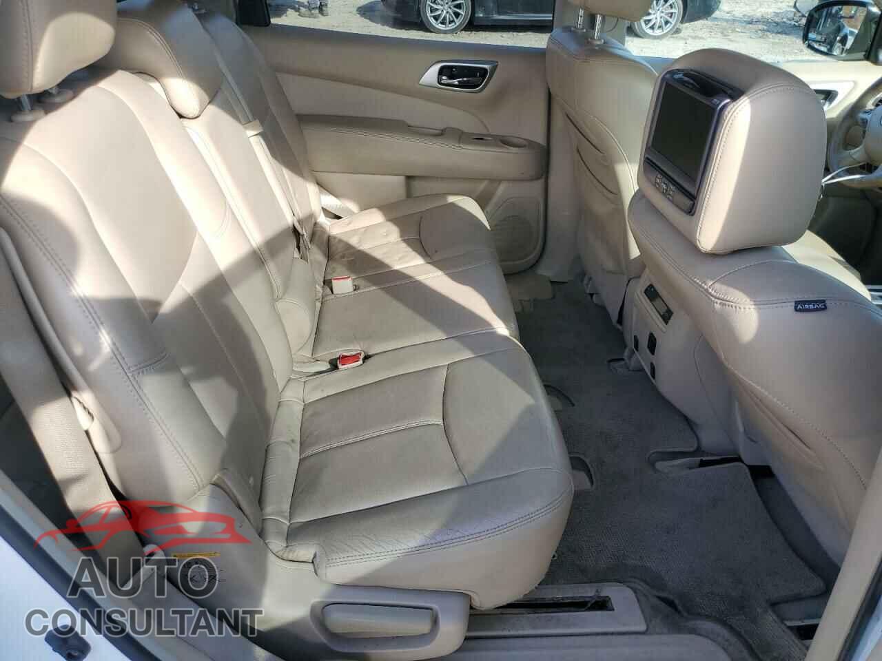 NISSAN PATHFINDER 2013 - 5N1AR2MM1DC642052