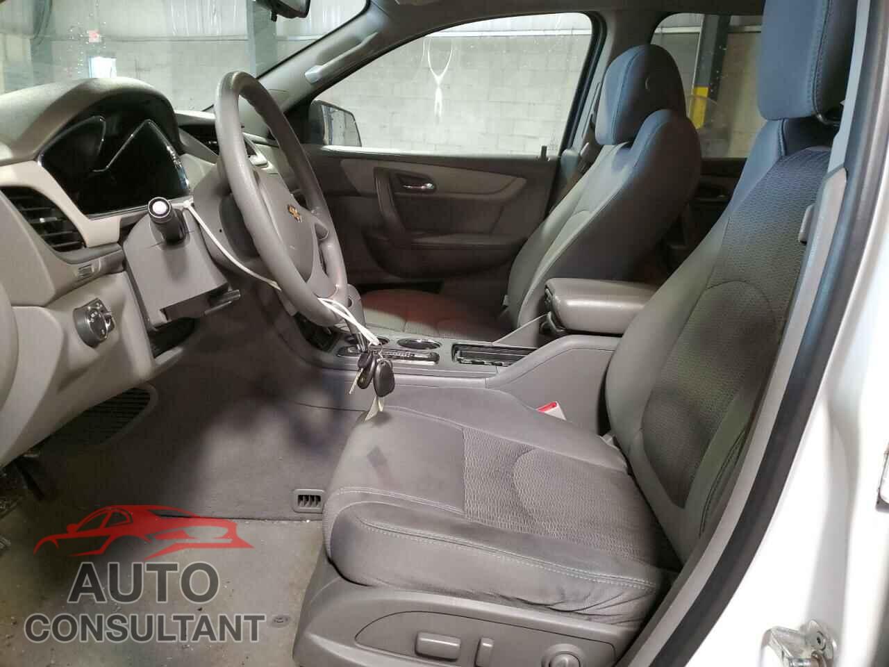 CHEVROLET TRAVERSE 2017 - 1GNKRFKD8HJ205337
