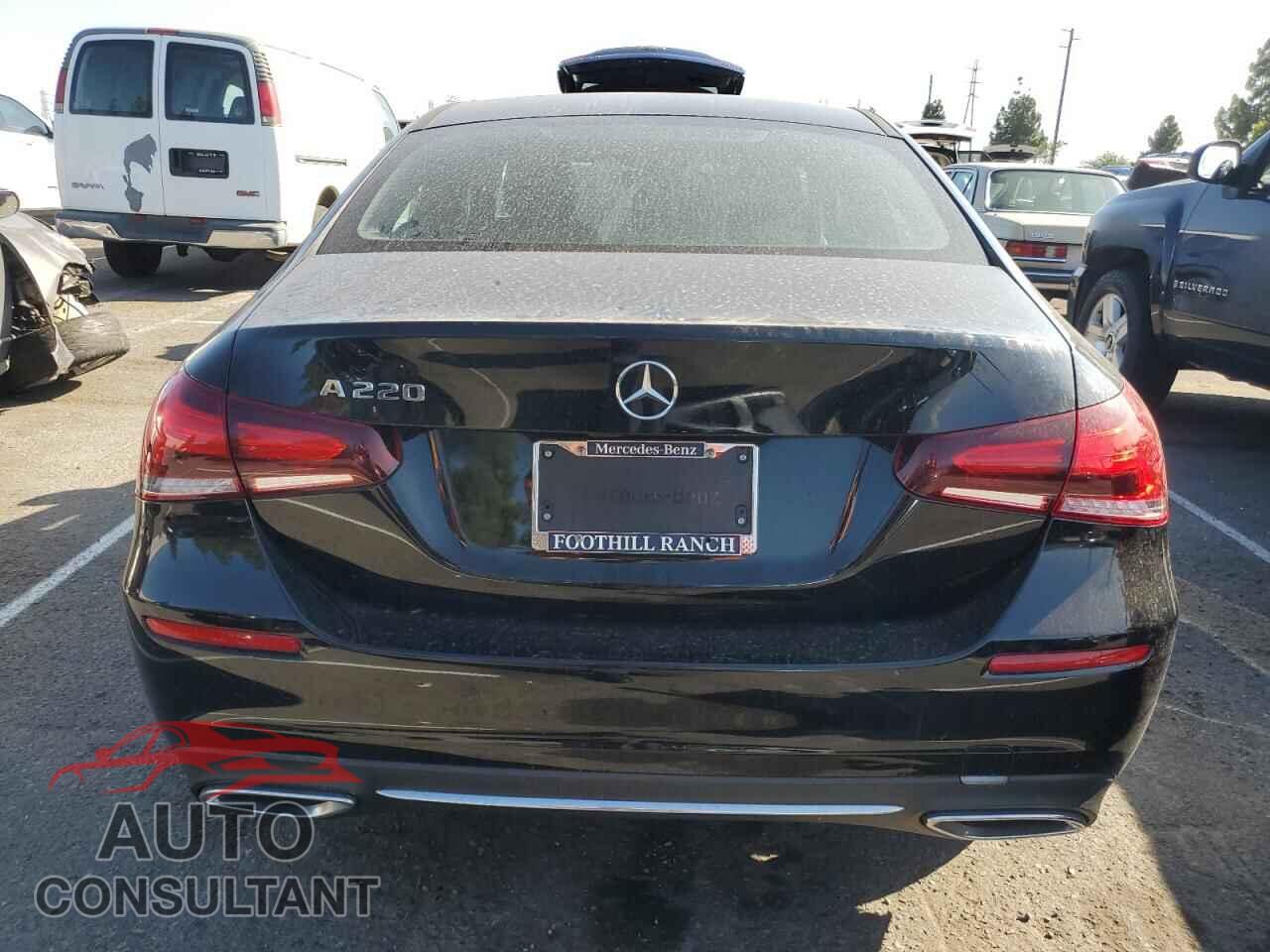 MERCEDES-BENZ A-CLASS 2019 - WDD3G4EB4KW024706
