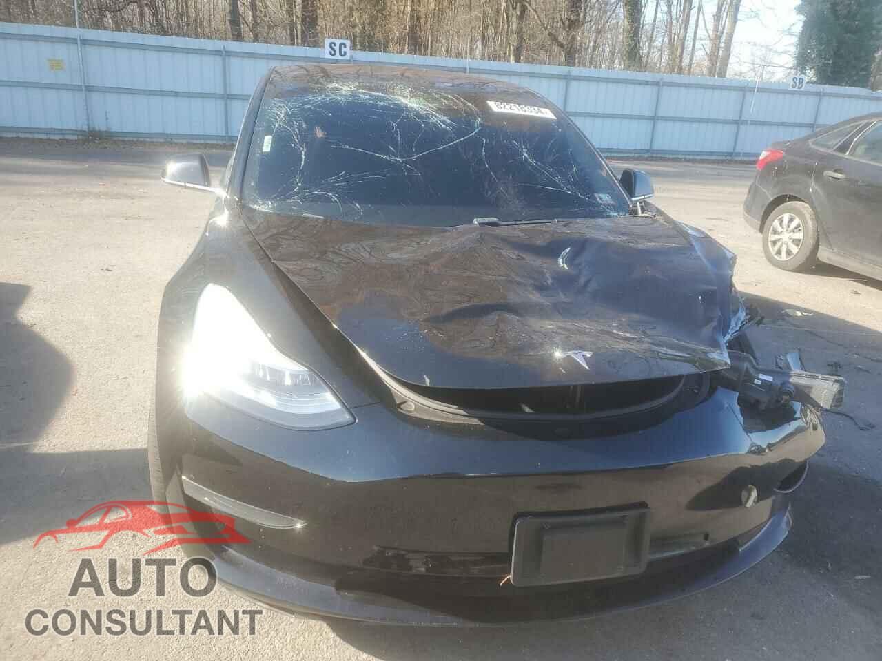 TESLA MODEL 3 2018 - 5YJ3E1EB8JF144249
