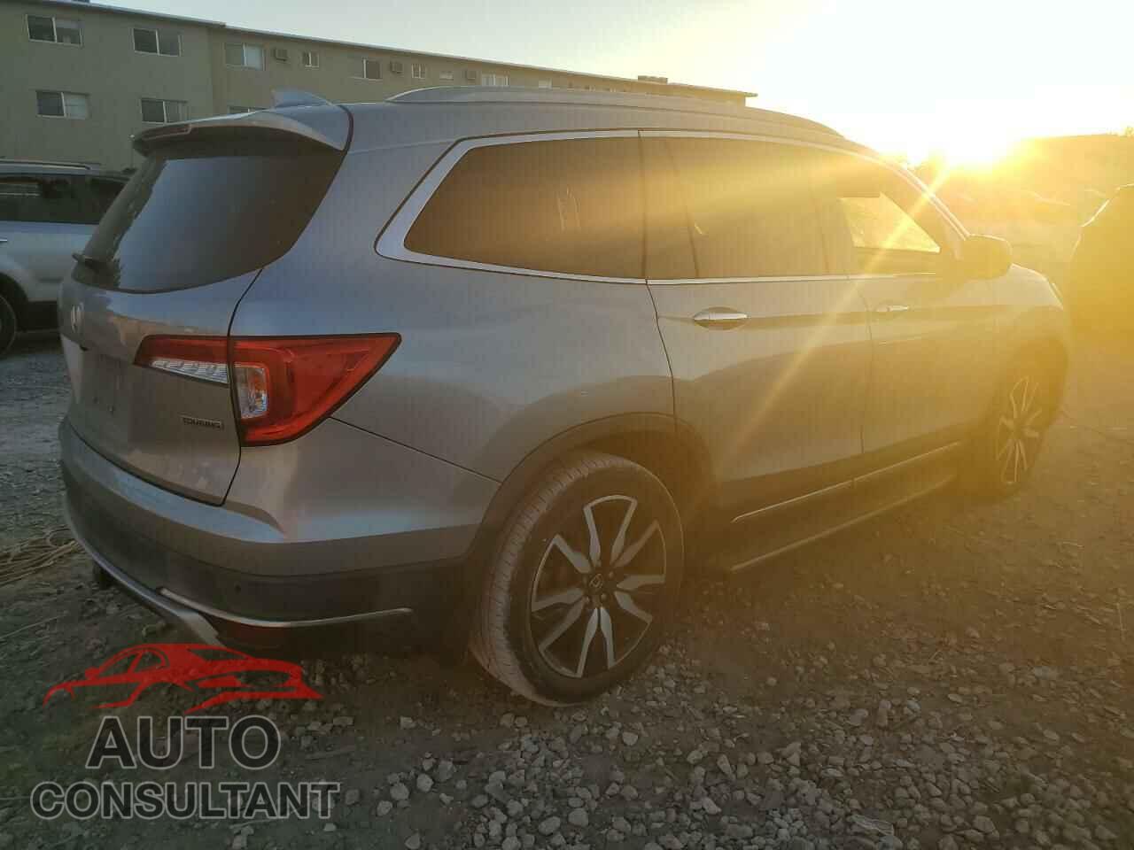 HONDA PILOT 2020 - 5FNYF5H68LB002186