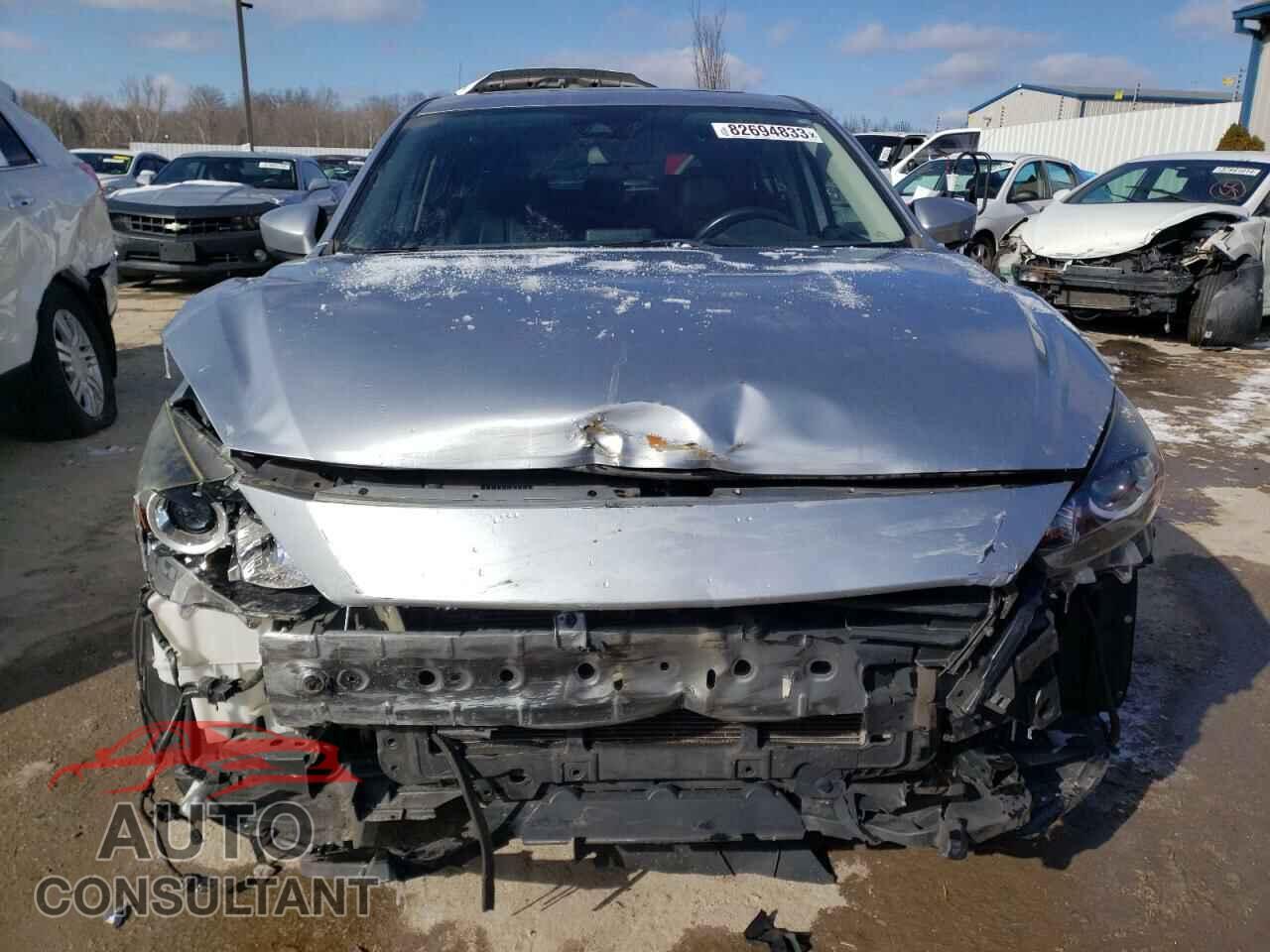 MAZDA 3 2017 - 3MZBN1L33HM155802