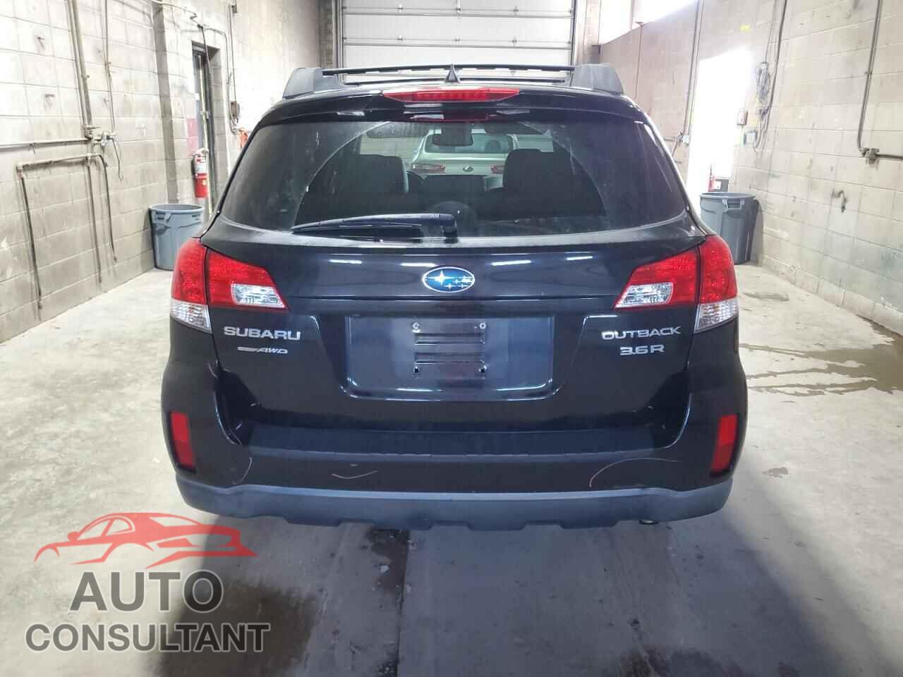 SUBARU OUTBACK 2011 - 4S4BRDKC4B2415290