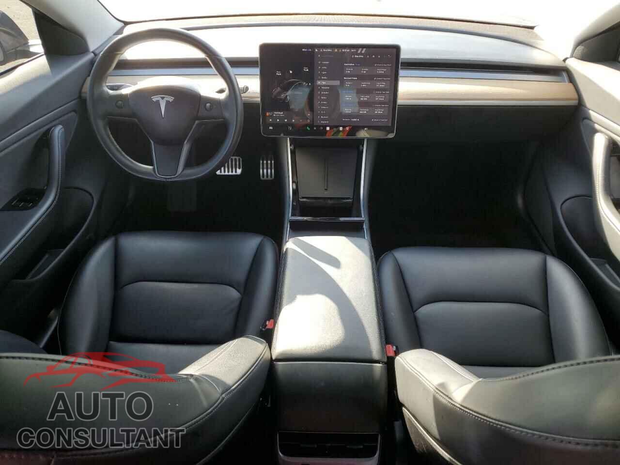 TESLA MODEL 3 2018 - 5YJ3E1EA3JF154937