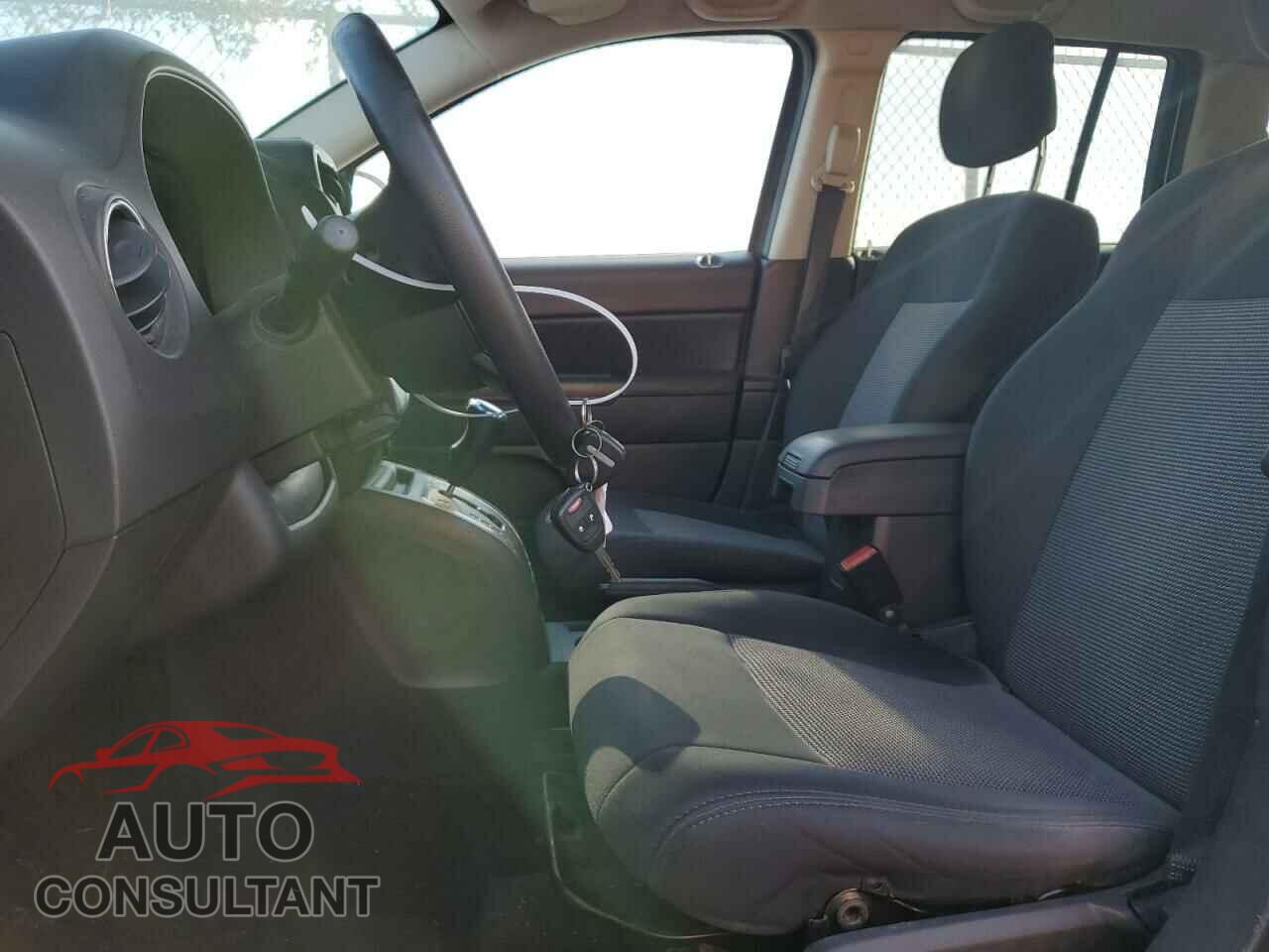 JEEP COMPASS 2012 - 1C4NJCBA7CD503550