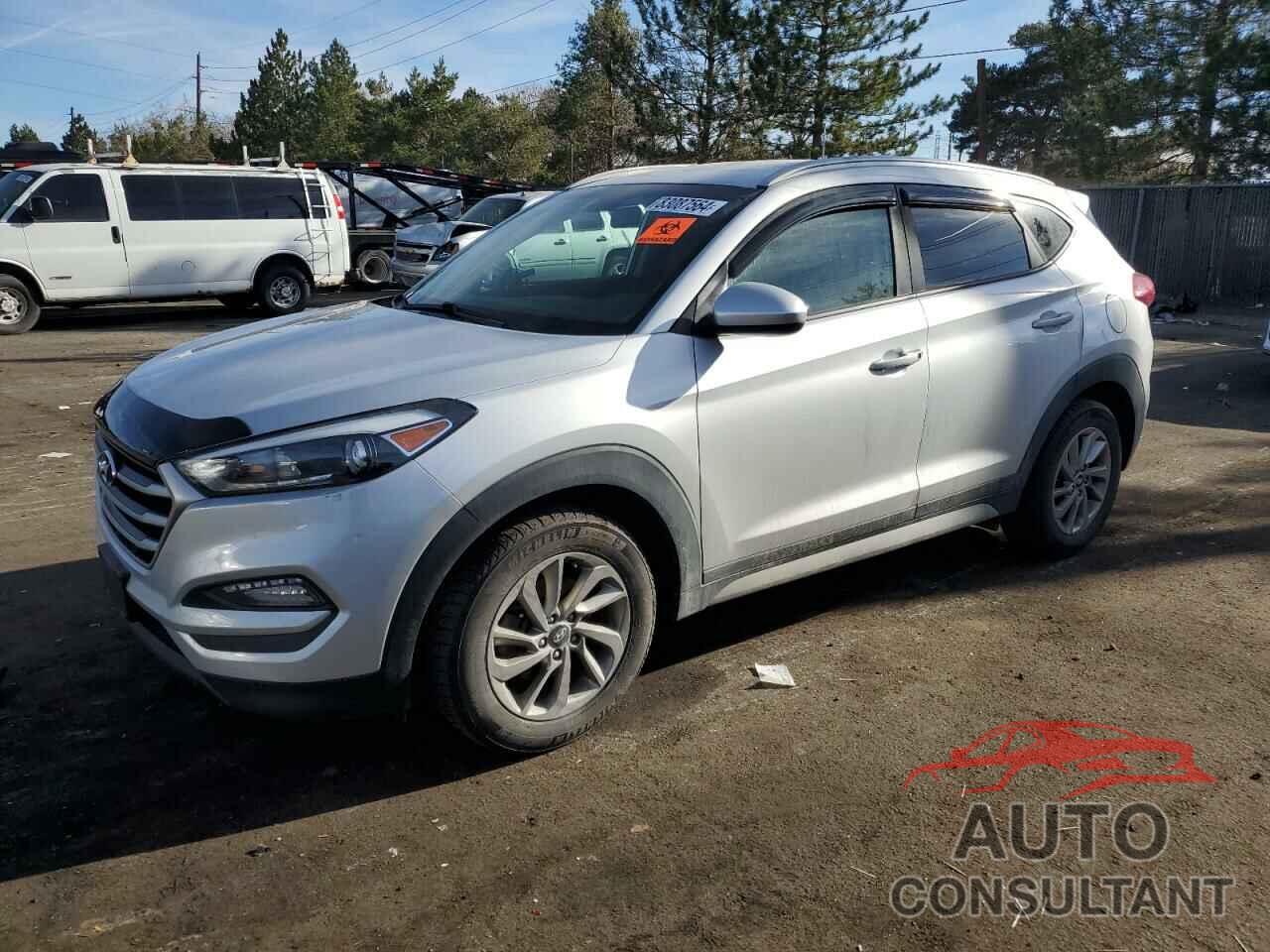 HYUNDAI TUCSON 2018 - KM8J3CA47JU701753