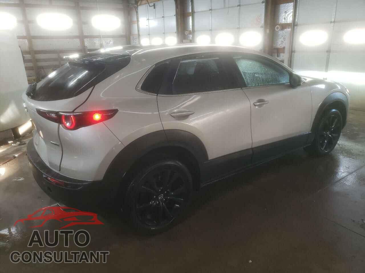 MAZDA CX30 2024 - 3MVDMBBM3RM683418