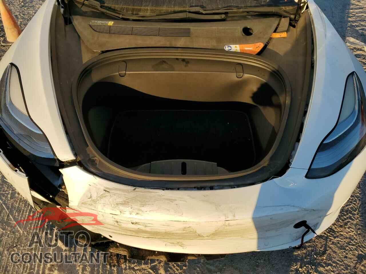 TESLA MODEL 3 2018 - 5YJ3E1EA1JF006558