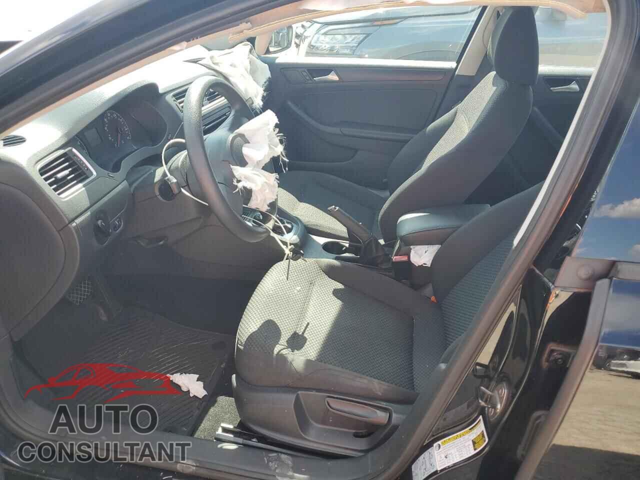 VOLKSWAGEN JETTA 2014 - 3VW2K7AJXEM331415