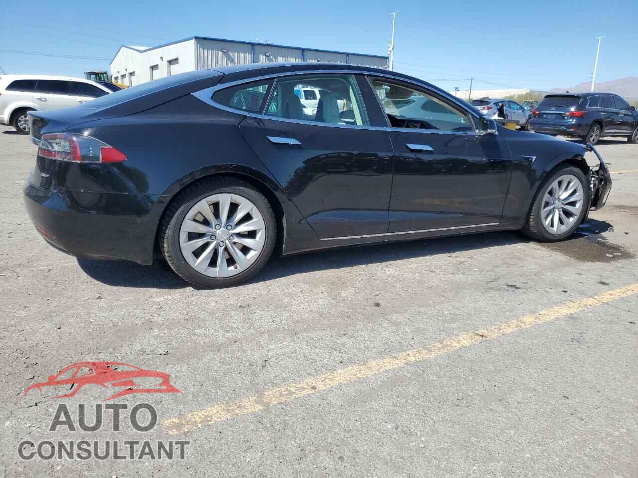 TESLA MODEL S 2018 - 5YJSA1E25JF296996
