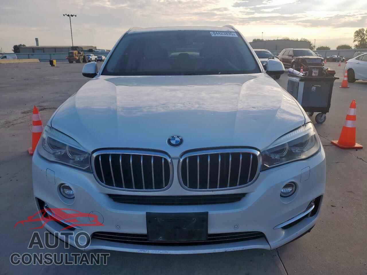 BMW X5 2014 - 5UXKR2C50E0C00452