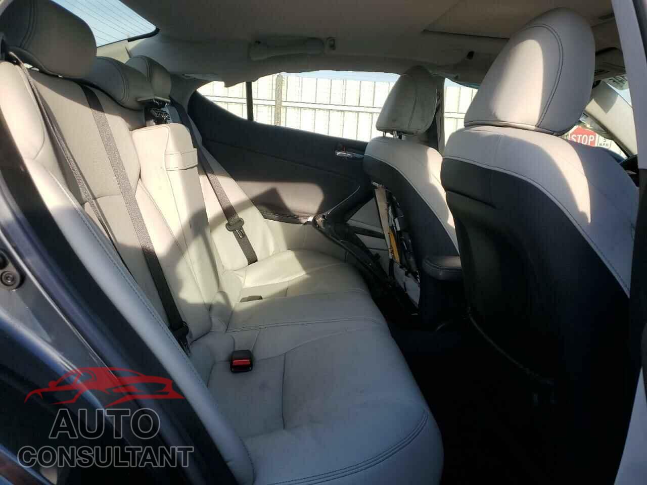 LEXUS IS 2010 - JTHBF5C27A5114646