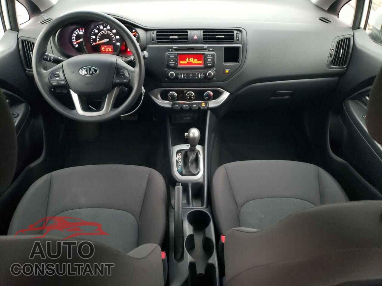 KIA RIO 2014 - KNADM4A39E6332834