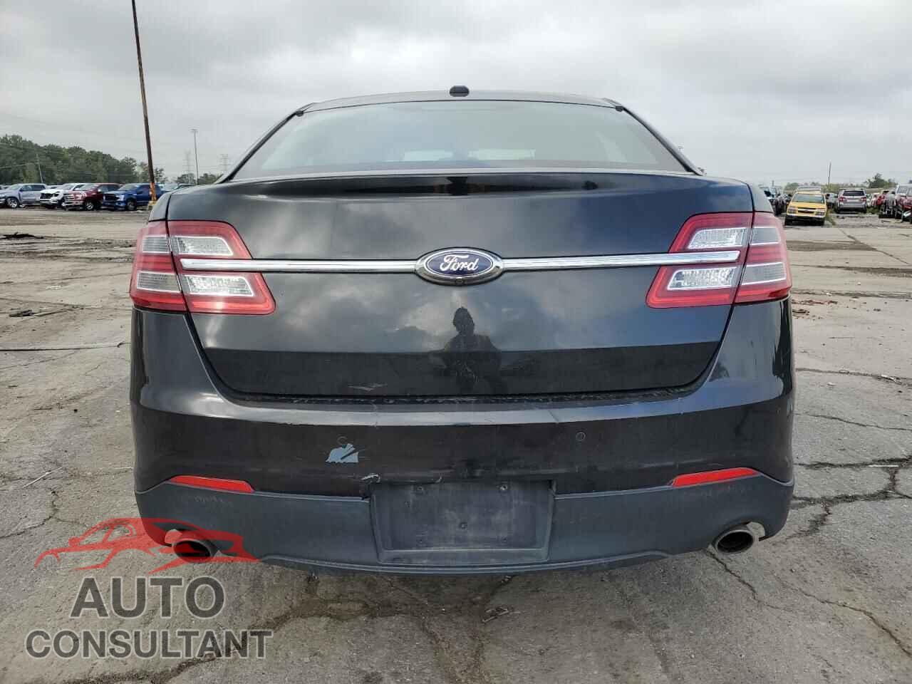 FORD TAURUS 2015 - 1FAHP2E89FG123570