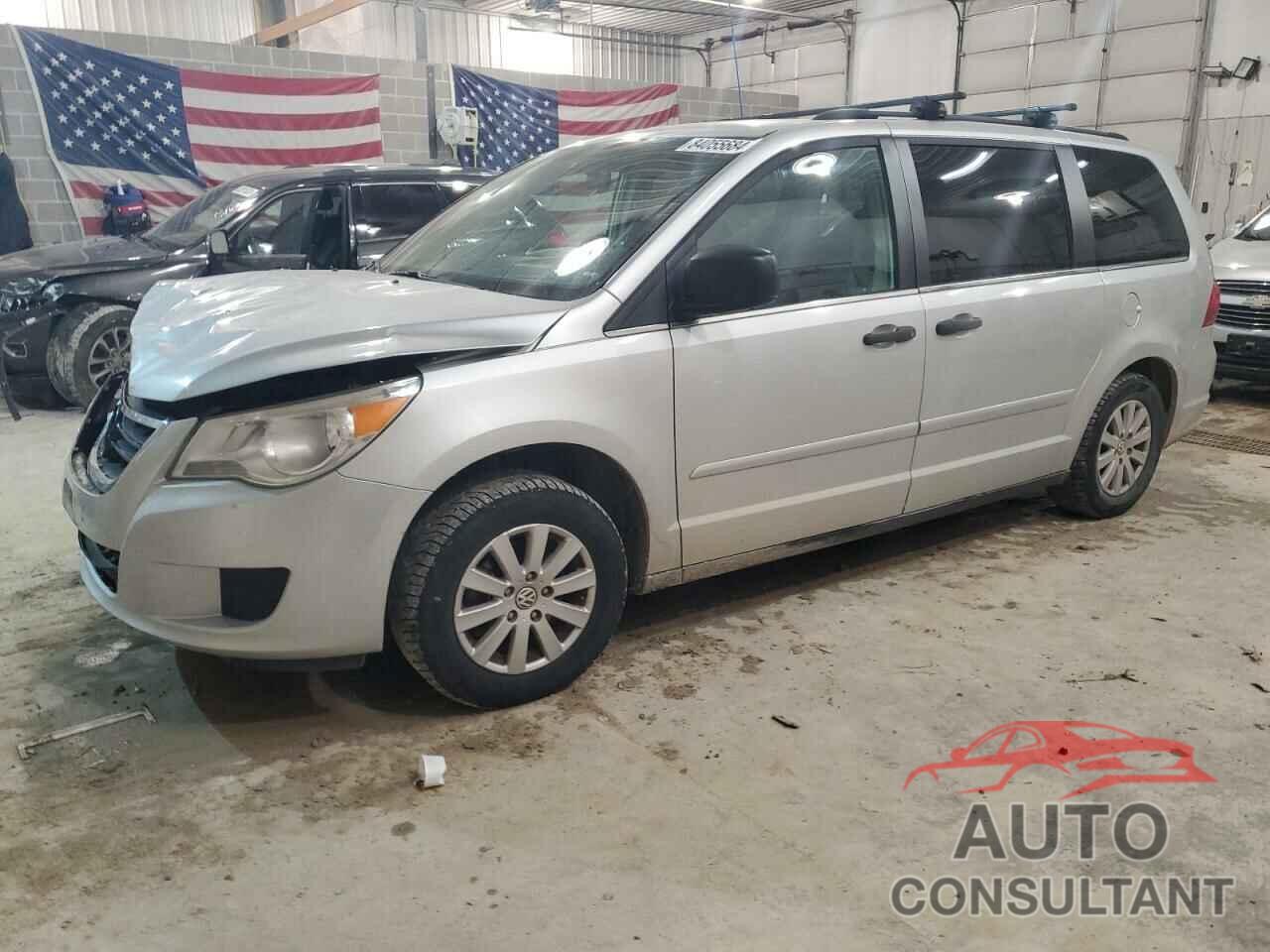 VOLKSWAGEN ROUTAN 2009 - 2V8HW44179R559466