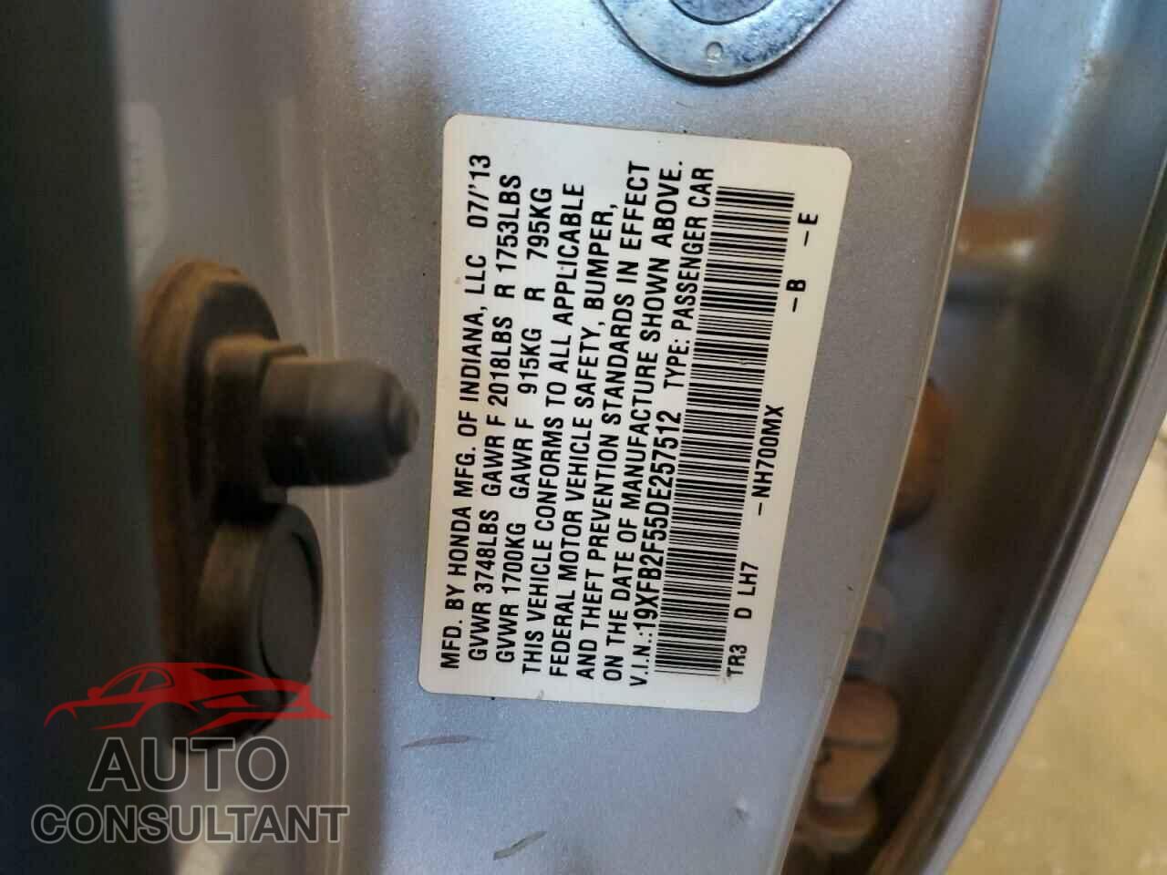 HONDA CIVIC 2013 - 19XFB2F55DE257512