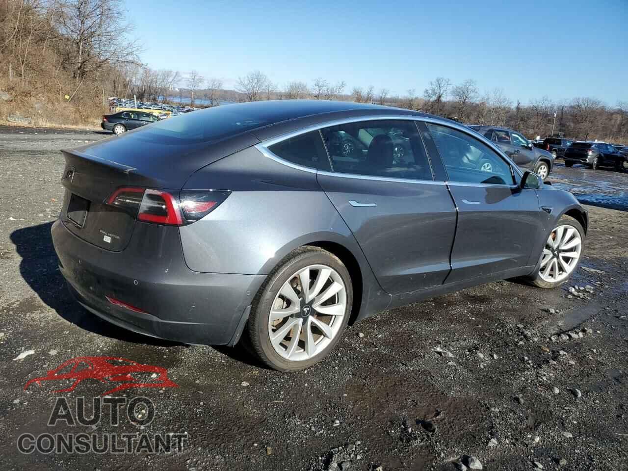 TESLA MODEL 3 2019 - 5YJ3E1EB2KF389453