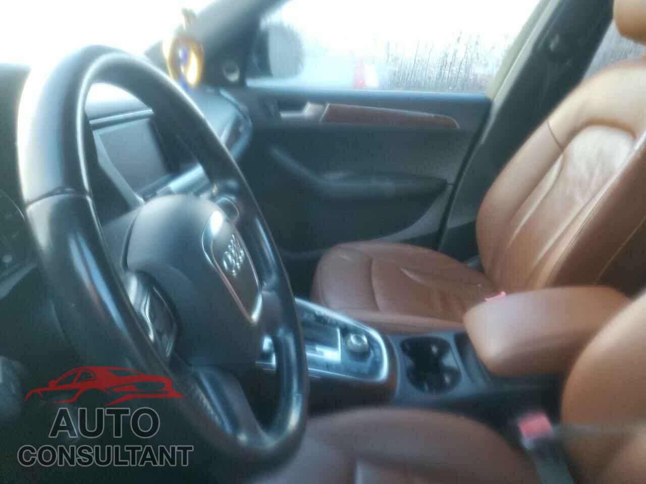 AUDI Q5 2011 - WA1LFAFP4BA109901
