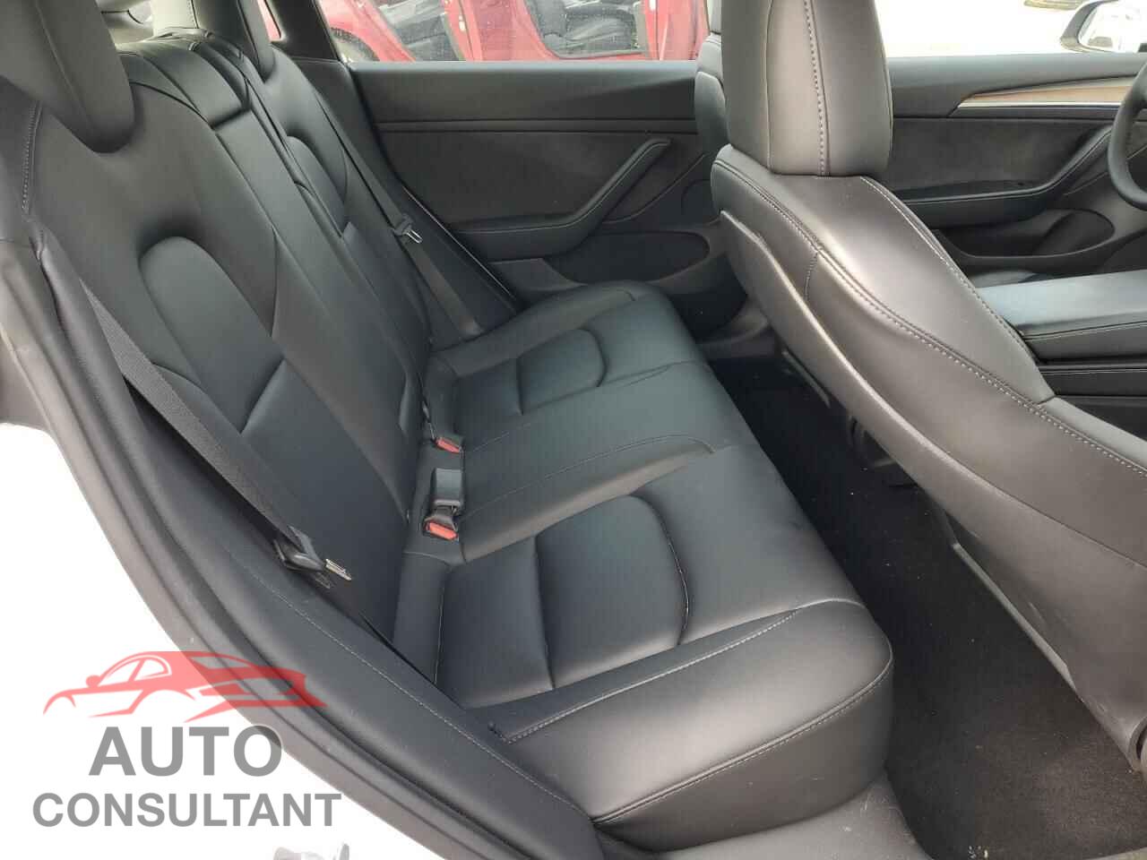 TESLA MODEL 3 2022 - 5YJ3E1EA8NF238418