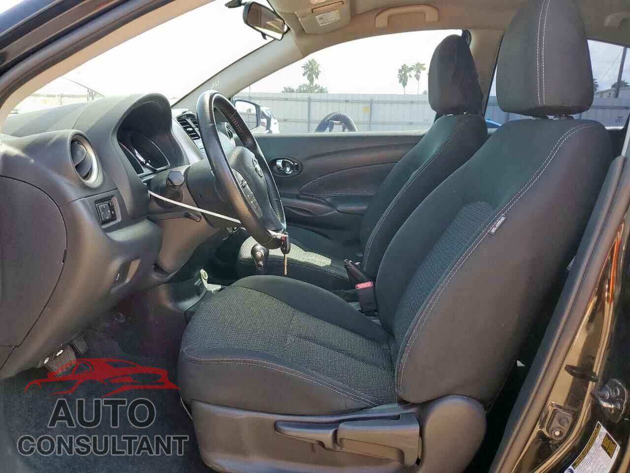 NISSAN VERSA 2017 - 3N1CN7AP1HL891856