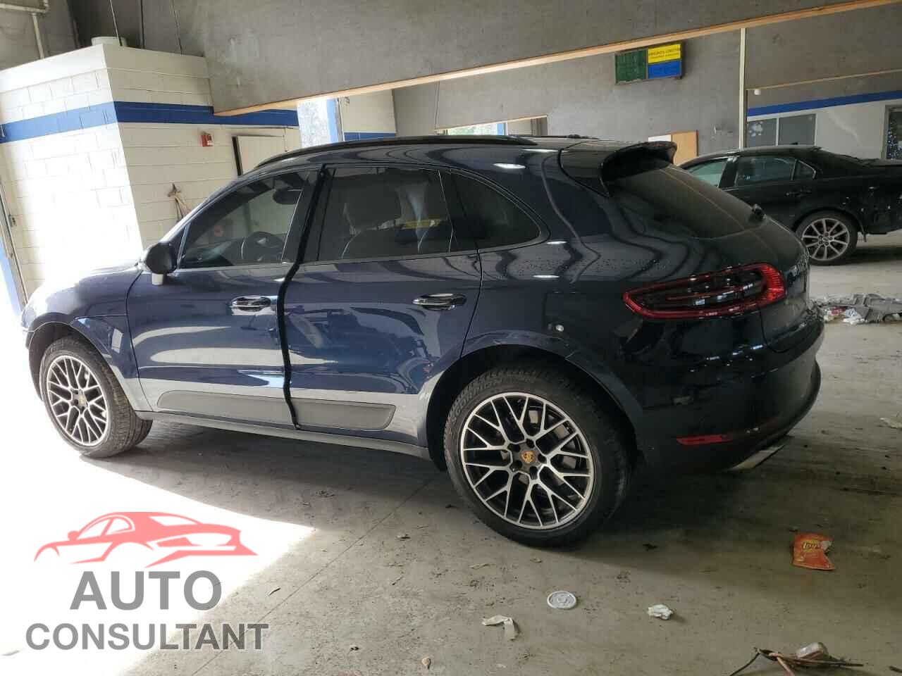 PORSCHE MACAN 2018 - WP1AA2A57JLB23817