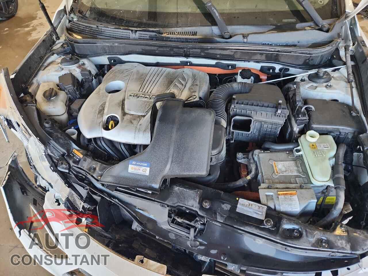 HYUNDAI SONATA 2013 - KMHEC4A48DA089608