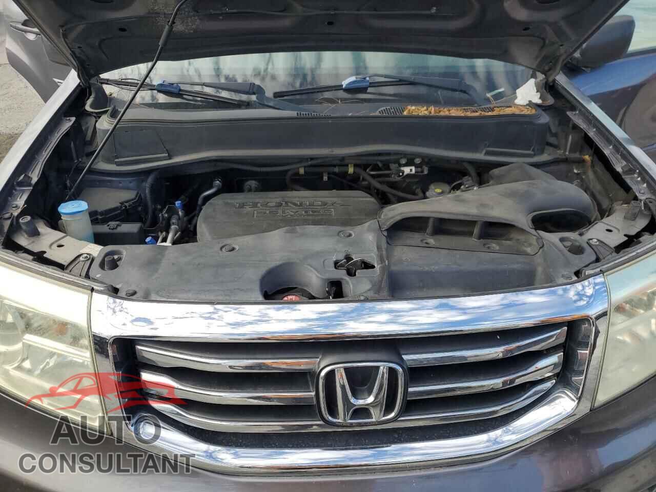 HONDA PILOT 2015 - 5FNYF3H51FB011960