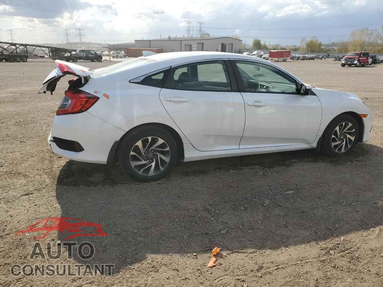 HONDA CIVIC 2018 - 19XFC2F70JE017052