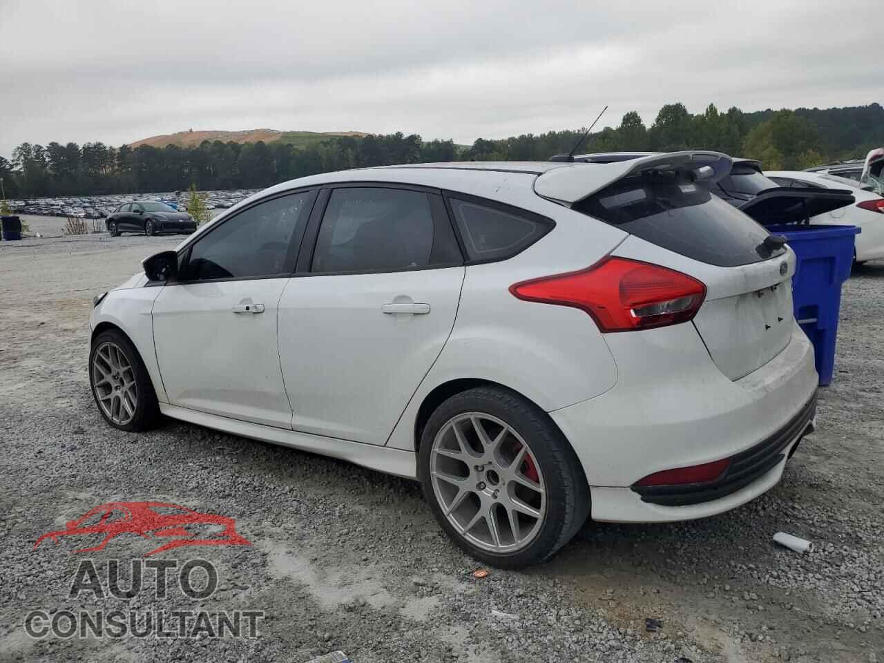 FORD FOCUS 2017 - 1FADP3L91HL221535