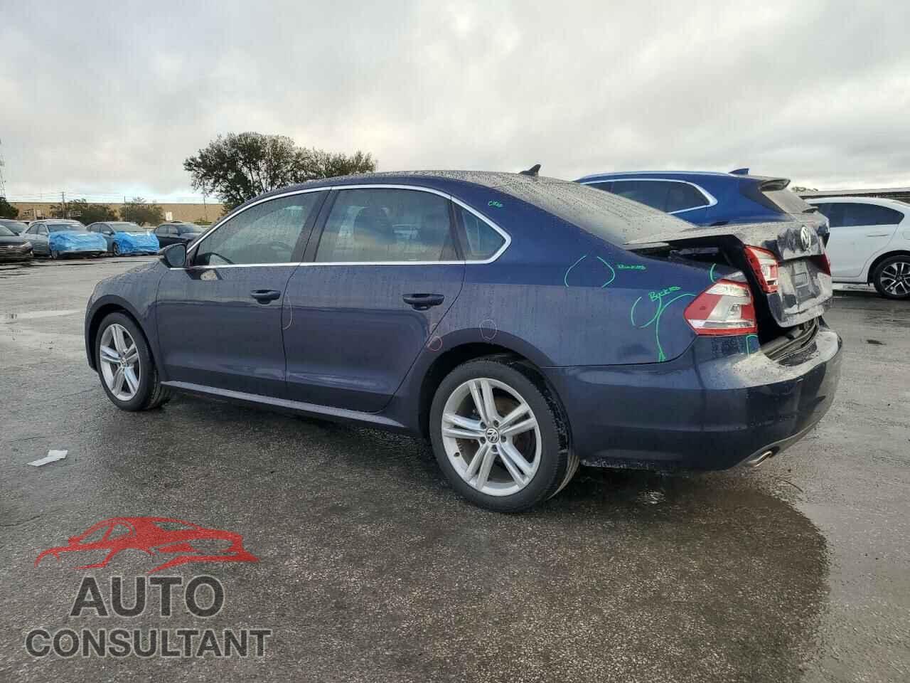 VOLKSWAGEN PASSAT 2012 - 1VWBH7A37CC026985