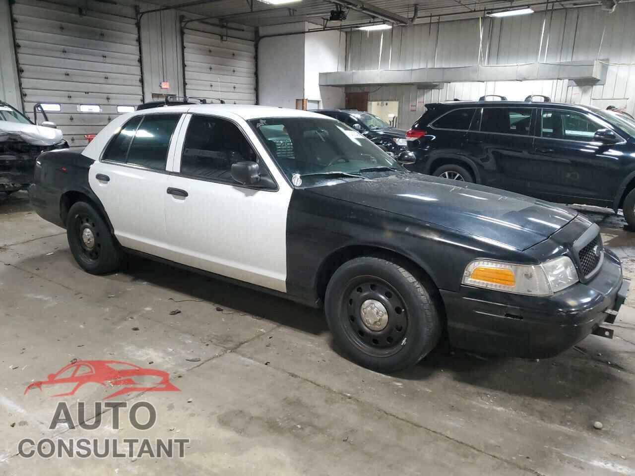 FORD CROWN VIC 2010 - 2FABP7BVXAX143682