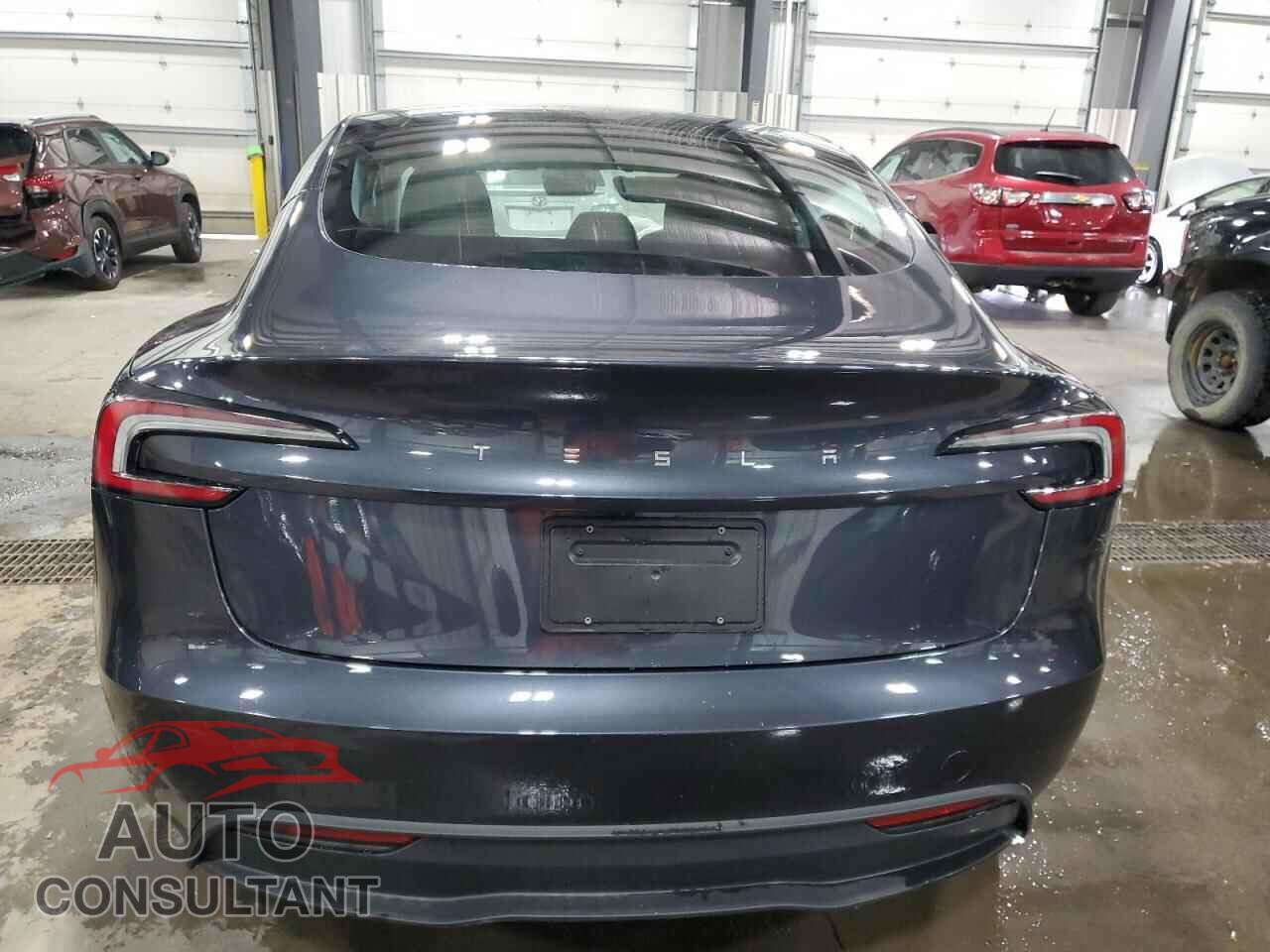 TESLA MODEL 3 2025 - 5YJ3E1EA7SF953072